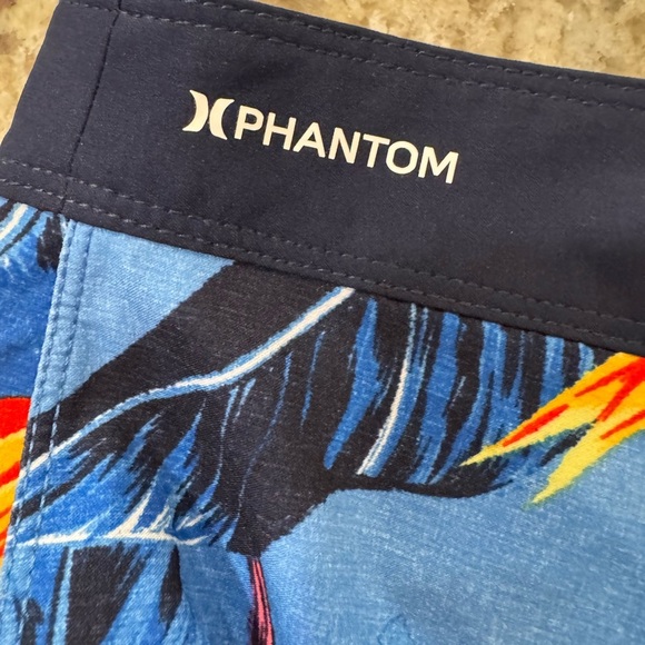 NWT Hurley Phantom men’s swim shorts. Bright, Size 30 - Picture 4 of 11